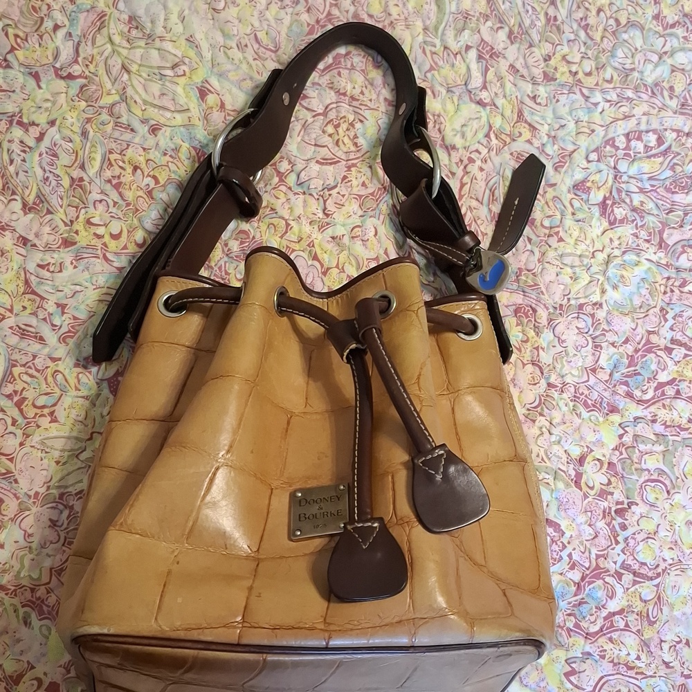 Dooney & Bourke 1975 vintage croc-embossed leather drawstring bucket bag